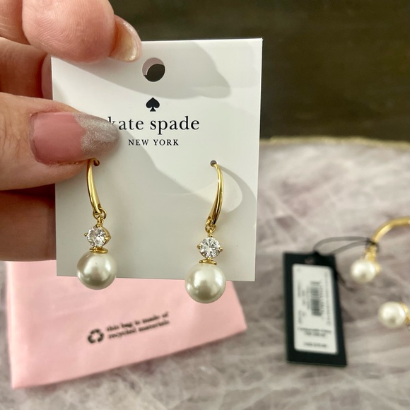 GIFT IDEA💕NWT 2pc Kate Spade Pearls of Wisdom Drop Earrings & Bracelet Set - Picture 2 of 12